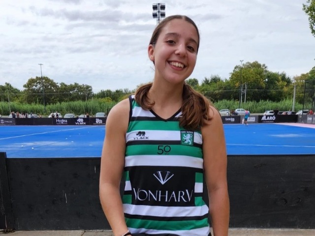 Debut con gol para Victoria Meira en Santa B�rbara